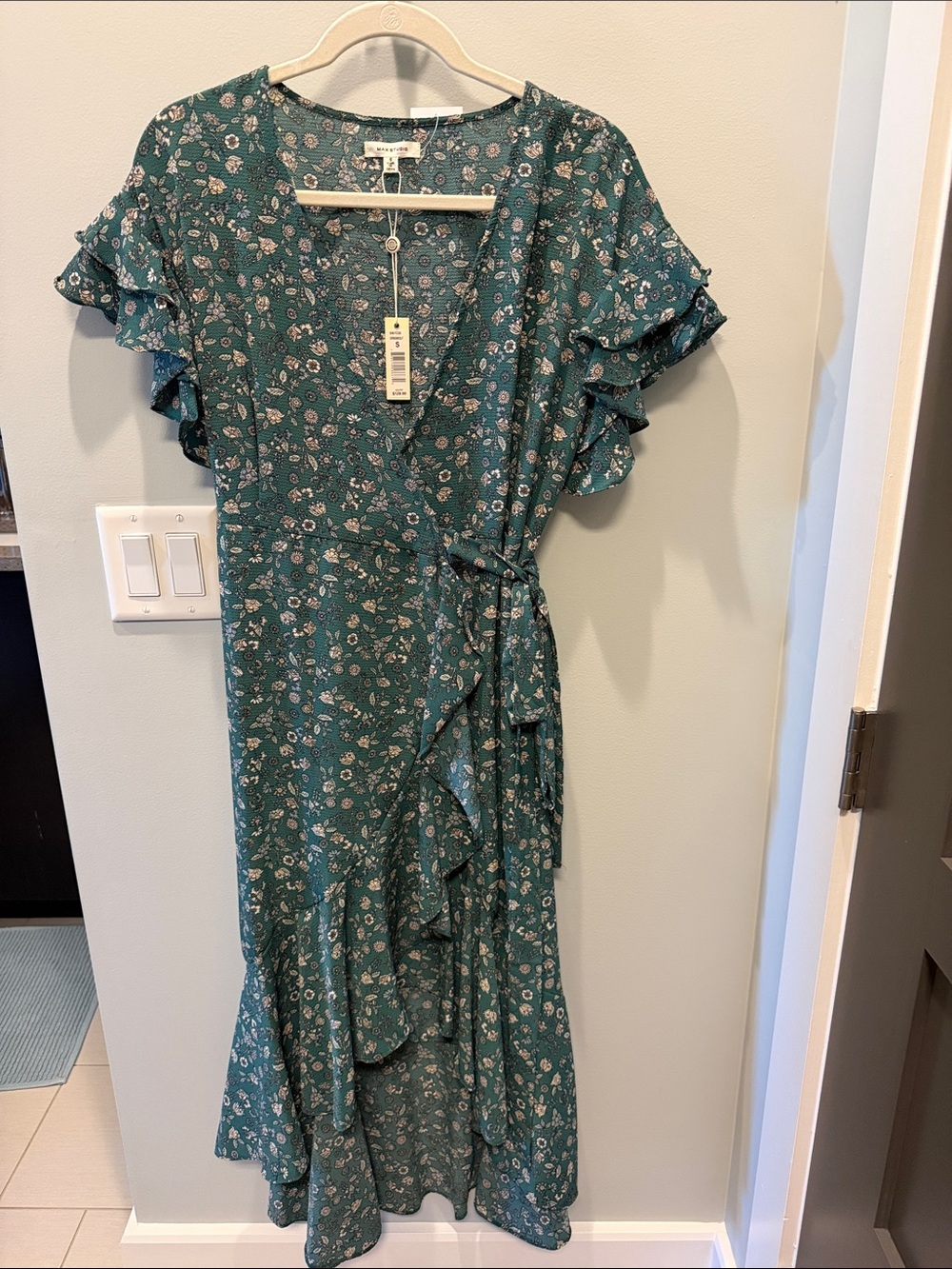 Max Studio Green Floral Wrap Maxi Dress with Ruffle Sleeves
